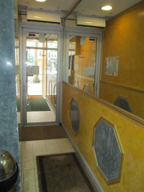 Central Hotel Párizs Kültér fotó