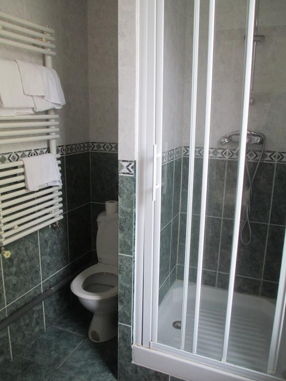 Central Hotel Párizs Szoba fotó