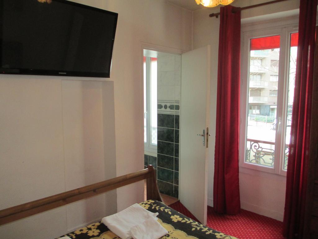 Central Hotel Párizs Szoba fotó