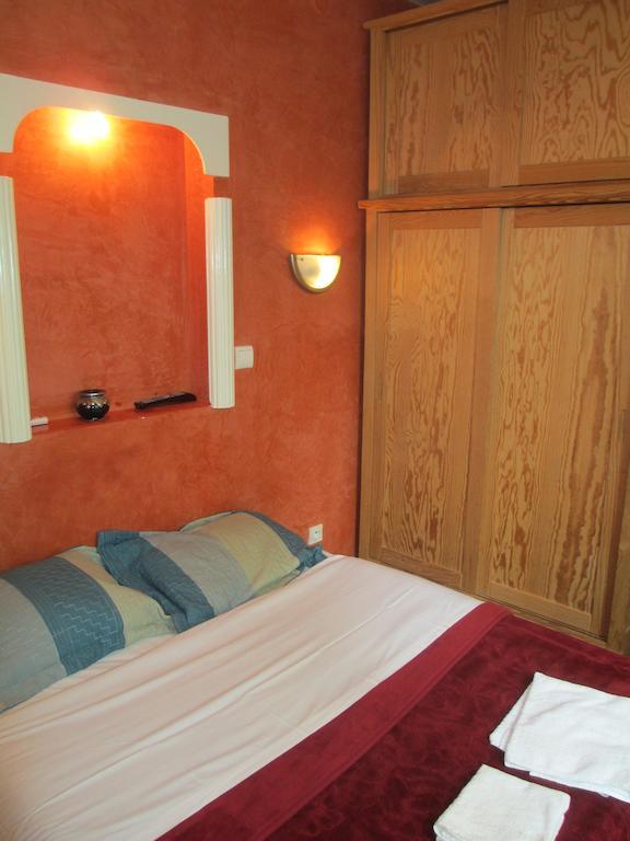 Central Hotel Párizs Kültér fotó
